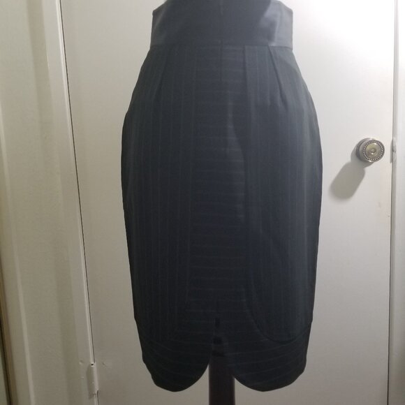 Bebe Brand Pencil Skirt, Bow Waist, Pinstripes Black, Size 6, Like new - Picture 3 of 10